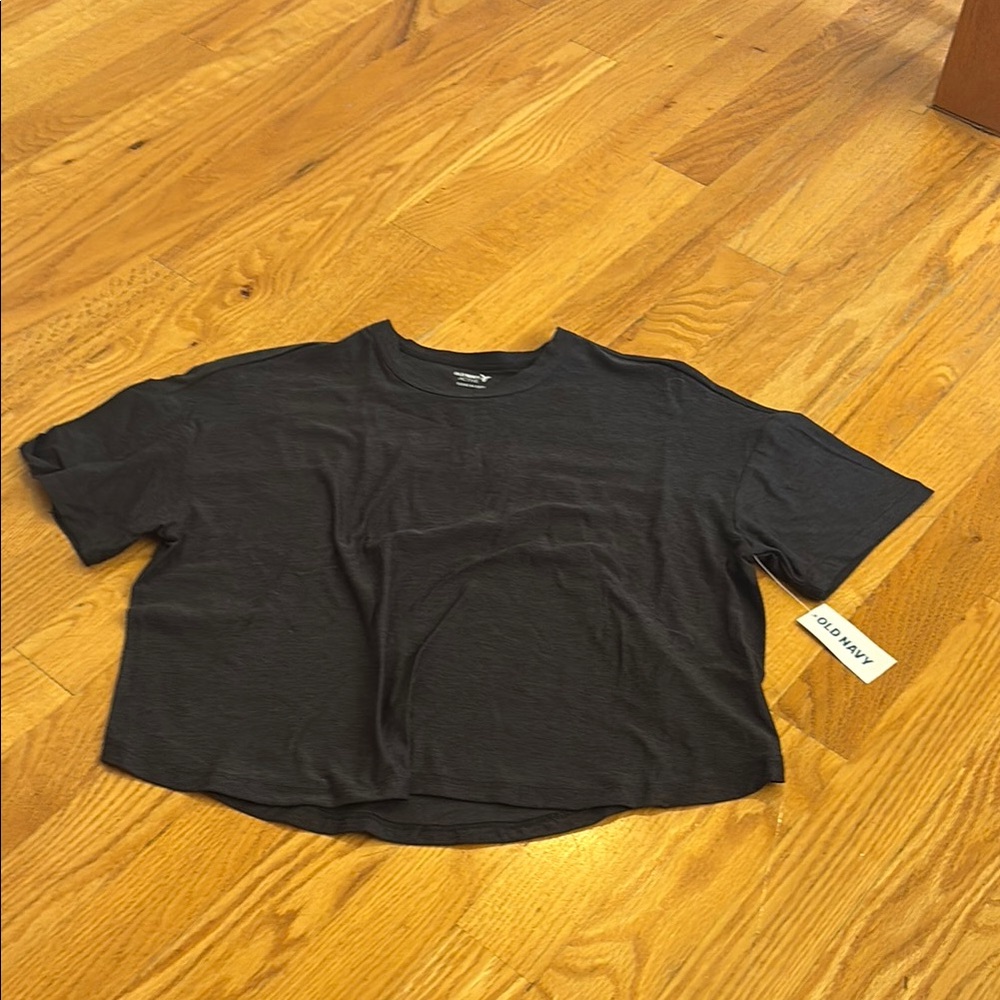Black Cropped Performance T-Shirt for Girls (Size L) NWT